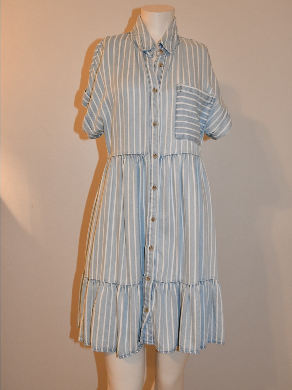 Blu Pepper Light Blue and White Striped Button-Front Mini Dress small